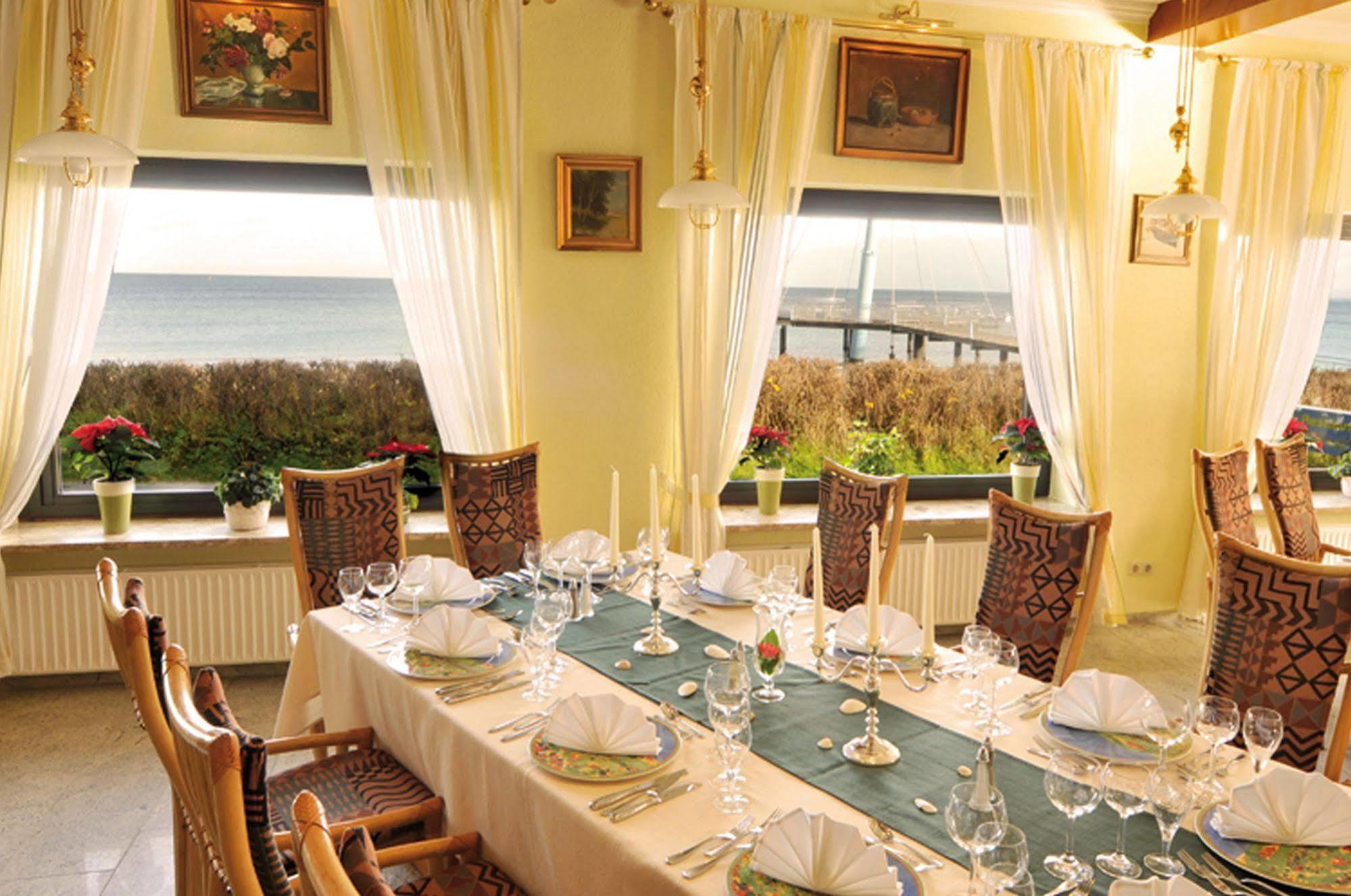 Hotel Seeschloesschen Ховахт Екстериор снимка
