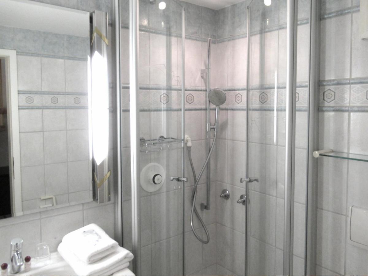 Hotel Seeschloesschen Ховахт Екстериор снимка